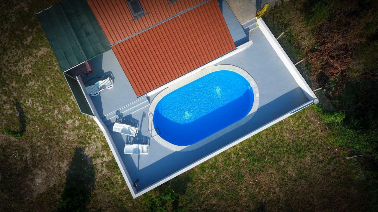 Villa Baras Garden - House With Pool Mirca  Exterior photo
